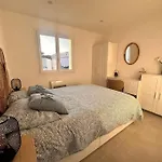 T2 Vue A Giens Apartament *